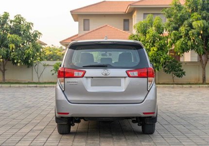 Innova Crysta