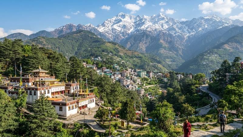 Book Self Drive Cars from Chandigarh to Dharamshala at Affordable Prices | Katayal Taxi Service